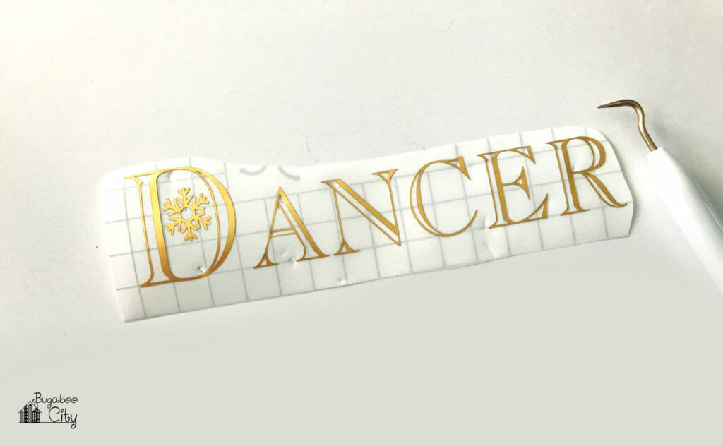 DIY Reindeer Holiday Sign with Cricut Adhesive Foil