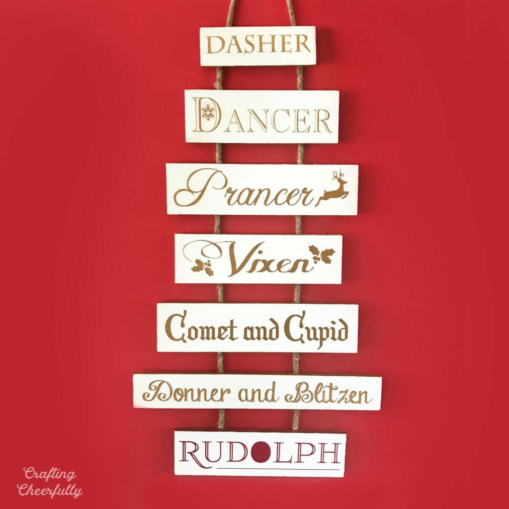 DIY Reindeer Christmas Sign Using Adhesive Foil