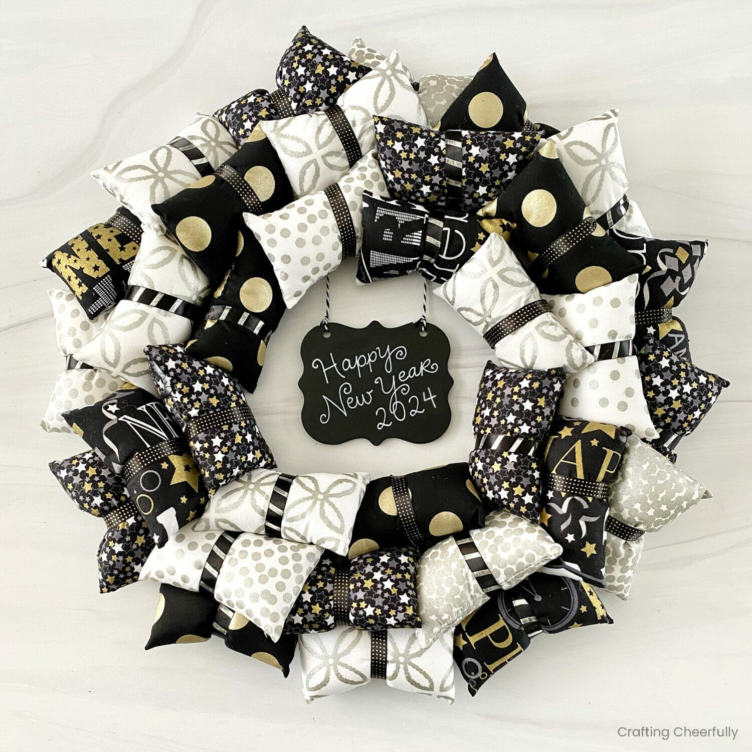 DIY New Years Pillow Wreath Crafting Cheerfully