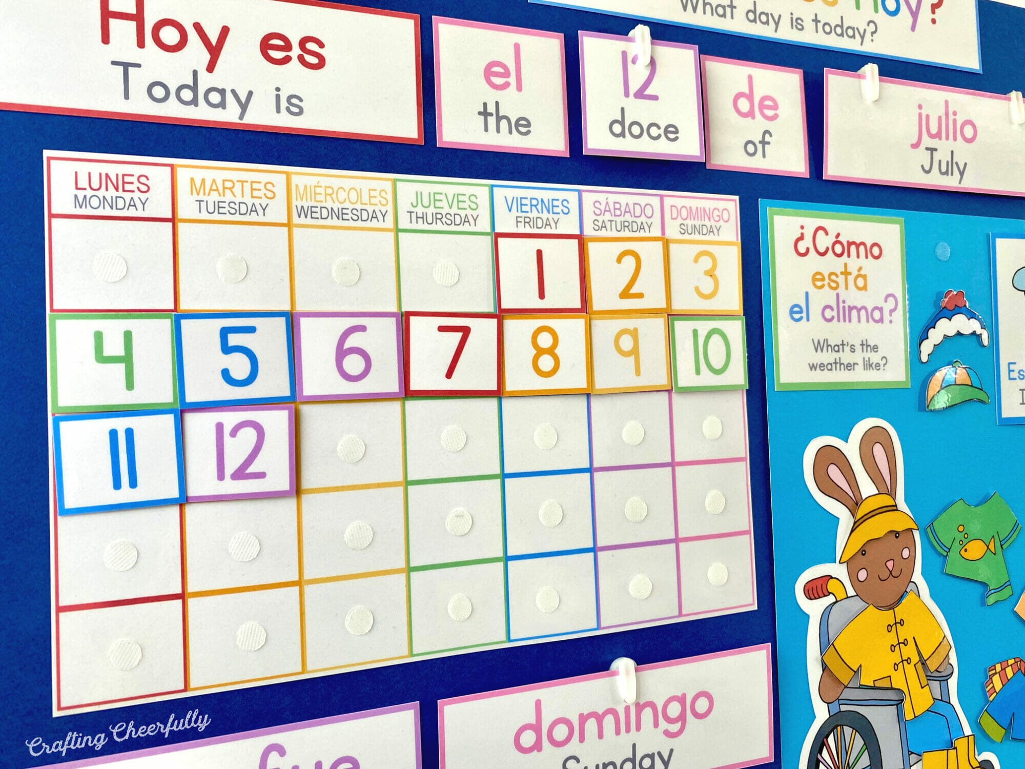 Calendar on Morning board in Spanish and English