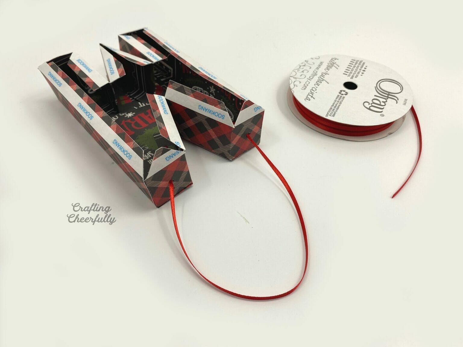 How to Make 3D Letter Gift Tags with Your Cricut Crafting Cheerfully