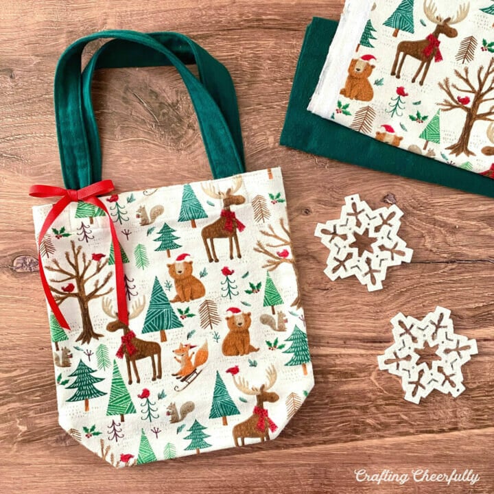 DIY Fabric Gift Bags for the Holidays Crafting Cheerfully