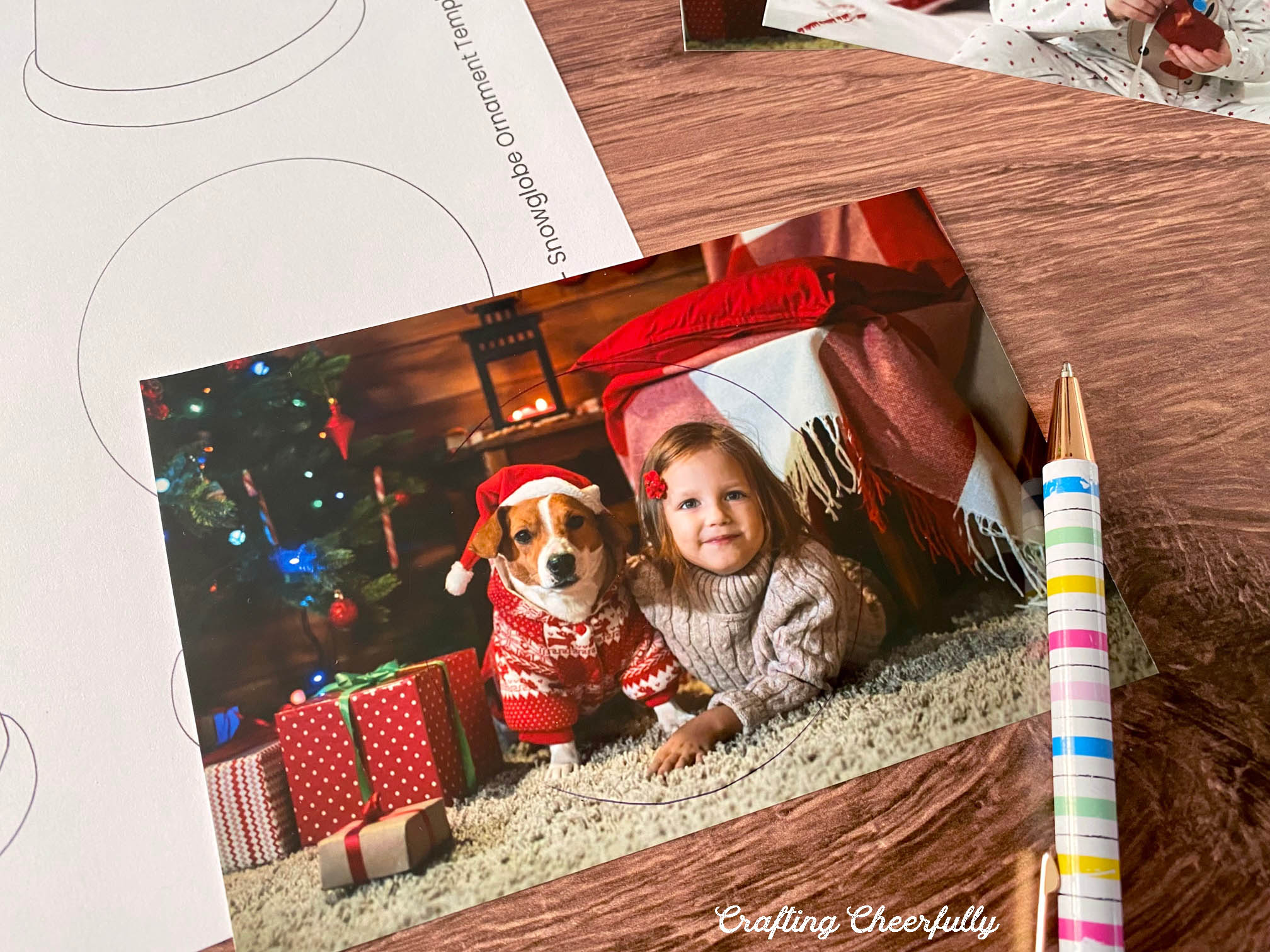 A circle is traced on one of the holiday photos.