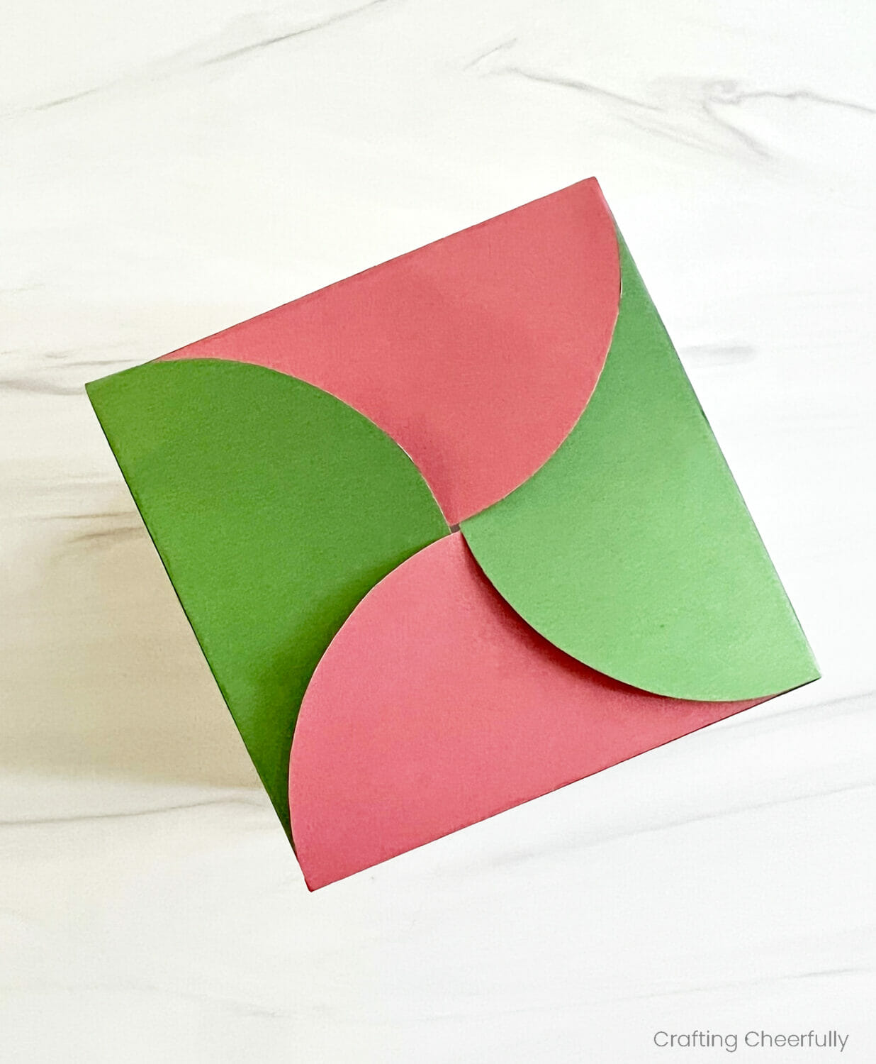 The top of the box is folded in and creates a fun swirl design.
