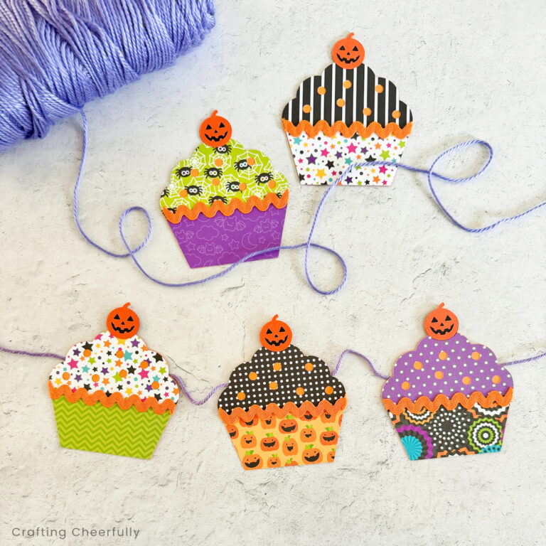 DIY Halloween cupcake paper banner.